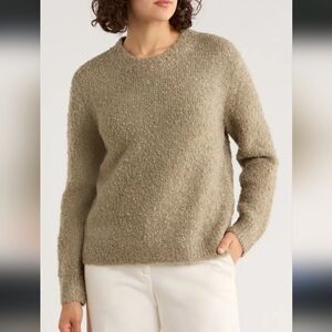 580- NWT Elie Tahari Cream Women's Crew Neck Sweater